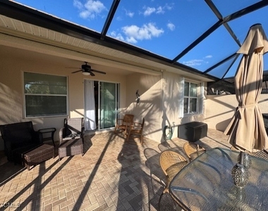 10700 Cetrella Drive - Photo Thumbnail 17