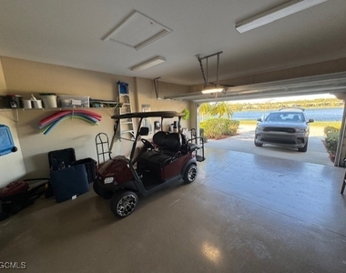 10700 Cetrella Drive - Photo Thumbnail 20