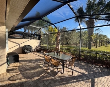 10700 Cetrella Drive - Photo Thumbnail 16
