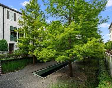 816 Ennis Street - Photo Thumbnail 28
