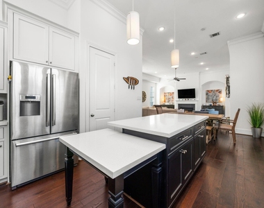 816 Ennis Street - Photo Thumbnail 13
