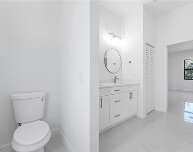 2602 73rd Street W - Photo Thumbnail 19