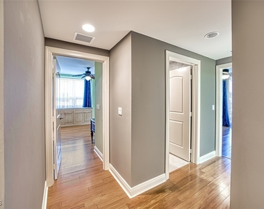 2104 W 1st Street - Photo Thumbnail 28