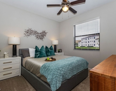 4155 Umbria Lane - Photo Thumbnail 10