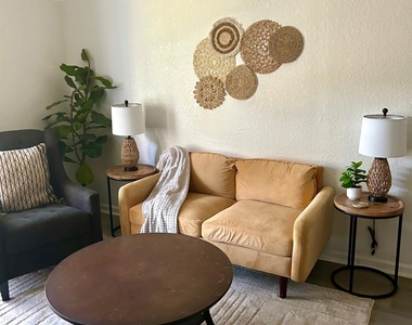 1516 Avenue K - Photo Thumbnail 1