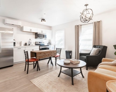 1516 Avenue K - Photo Thumbnail 2