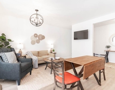 1516 Avenue K - Photo Thumbnail 6