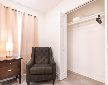 1516 Avenue K - Photo Thumbnail 8