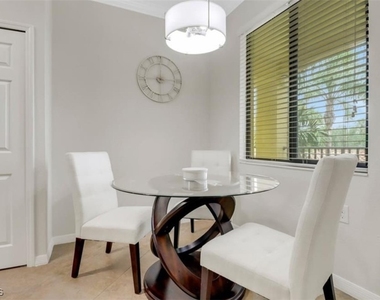 9735 Acqua Court - Photo Thumbnail 7