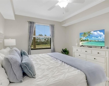 9735 Acqua Court - Photo Thumbnail 9