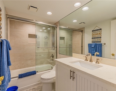 320 Seaview Court - Photo Thumbnail 20