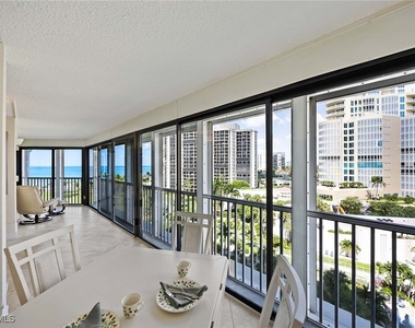 4401 Gulf Shore Boulevard N - Photo Thumbnail 9