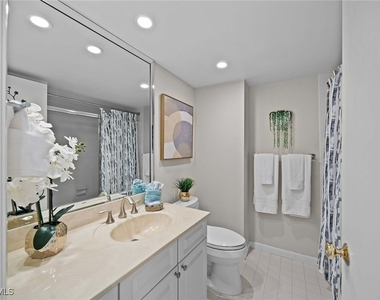 4401 Gulf Shore Boulevard N - Photo Thumbnail 24