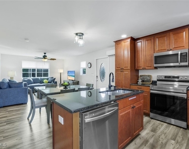 3561 Thomasson Drive - Photo Thumbnail 8
