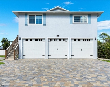 3561 Thomasson Drive - Photo Thumbnail 3