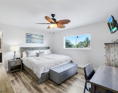 3561 Thomasson Drive - Photo Thumbnail 11