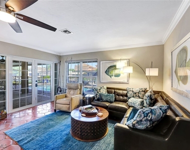 911 Giralda Court - Photo Thumbnail 5