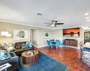 911 Giralda Court - Photo Thumbnail 6