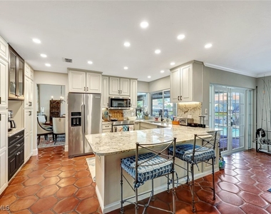 911 Giralda Court - Photo Thumbnail 12