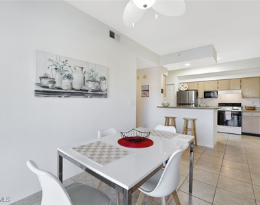 4610 Saint Croix Lane - Photo Thumbnail 7