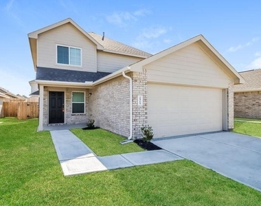 2515 Westslope Drive - Photo Thumbnail 1