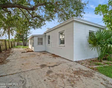2154 Henry Street Ne - Photo Thumbnail 1