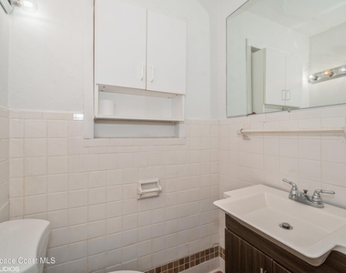 2154 Henry Street Ne - Photo Thumbnail 18