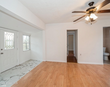 2154 Henry Street Ne - Photo Thumbnail 9