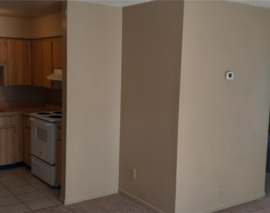 3919 E Fern Street - Photo Thumbnail 3