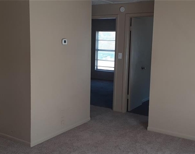 3919 E Fern Street - Photo Thumbnail 2