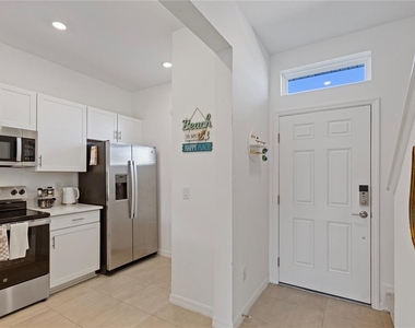 6119 Whetstone Court - Photo Thumbnail 13
