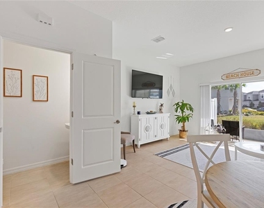6119 Whetstone Court - Photo Thumbnail 4