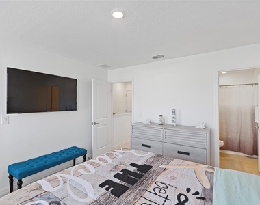 6119 Whetstone Court - Photo Thumbnail 27