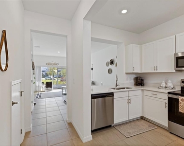 6119 Whetstone Court - Photo Thumbnail 12