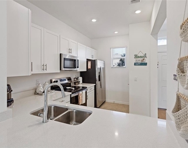 6119 Whetstone Court - Photo Thumbnail 14
