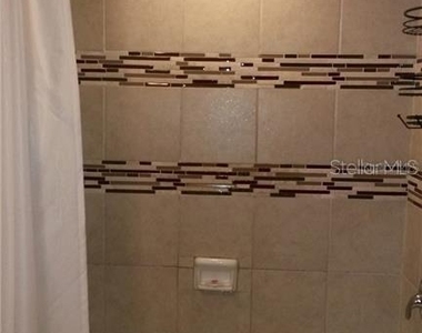 464 N Paula Drive N - Photo Thumbnail 7