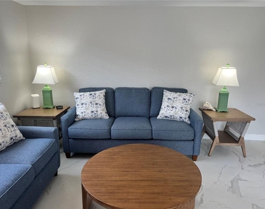 6154 Midnight Pass Road - Photo Thumbnail 6