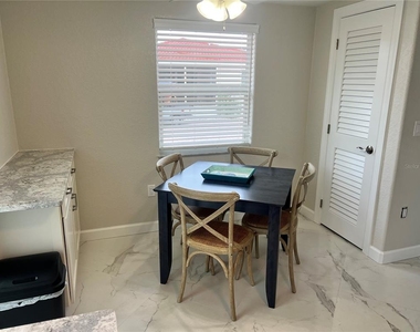 6154 Midnight Pass Road - Photo Thumbnail 2