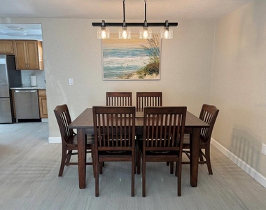 6154 Midnight Pass Road - Photo Thumbnail 2