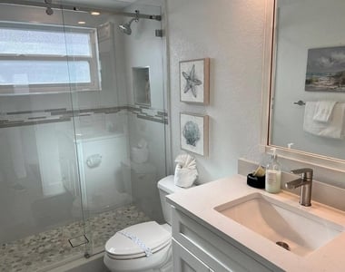 6154 Midnight Pass Road - Photo Thumbnail 9