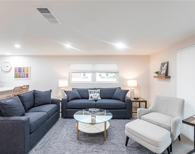 6154 Midnight Pass Road - Photo Thumbnail 4