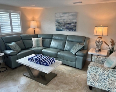 6154 Midnight Pass Road - Photo Thumbnail 1