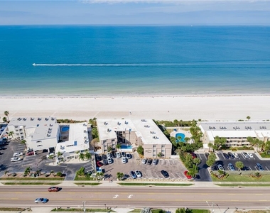 3210 Gulf Boulevard - Photo Thumbnail 27