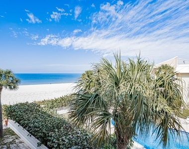 3210 Gulf Boulevard - Photo Thumbnail 2