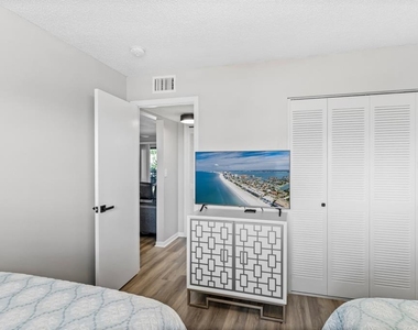 3210 Gulf Boulevard - Photo Thumbnail 22