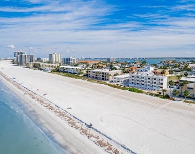 3210 Gulf Boulevard - Photo Thumbnail 25