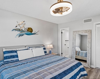 3210 Gulf Boulevard - Photo Thumbnail 17