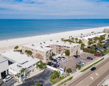 3210 Gulf Boulevard - Photo Thumbnail 43