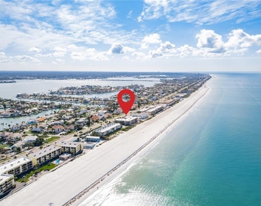 3210 Gulf Boulevard - Photo Thumbnail 31