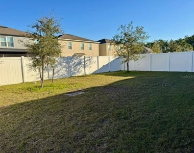 6833 Cranes Roost Road - Photo Thumbnail 5
